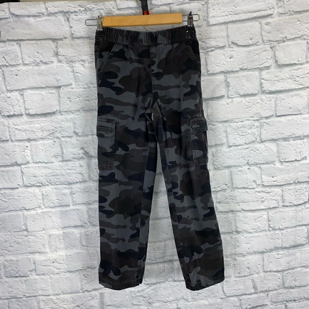 Place pull on cargo pants w/camo print sz 7 boys